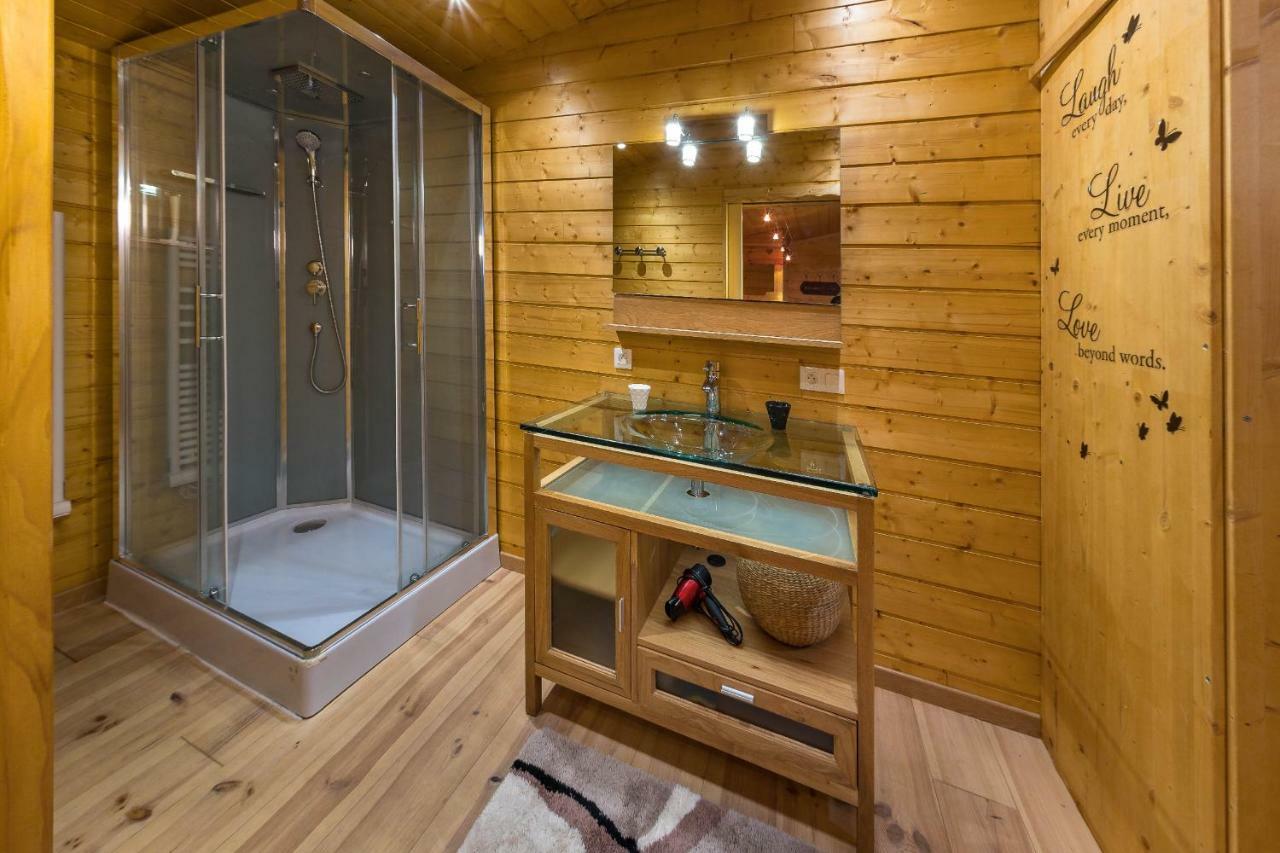 Gite&Spa Le Montagnard Saint-Jean-Saint-Nicolas エクステリア 写真