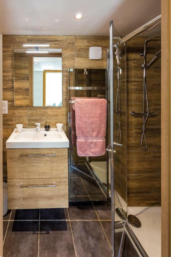Gite&Spa Le Montagnard Saint-Jean-Saint-Nicolas エクステリア 写真